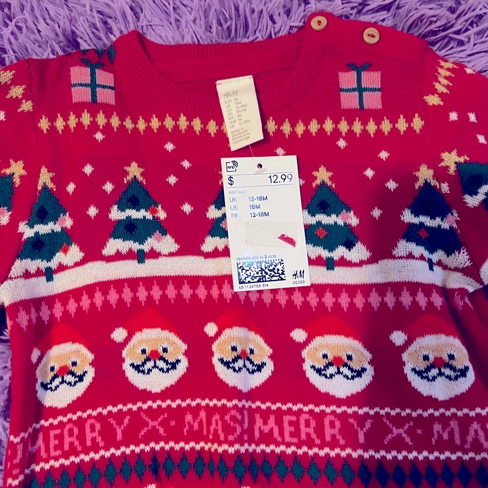 Merry X-Mas sweater NWT